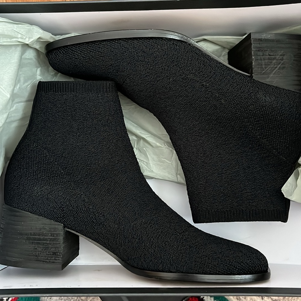 🆕 Eileen Fisher Paron Crepe Stretch Wedge Bootie, black